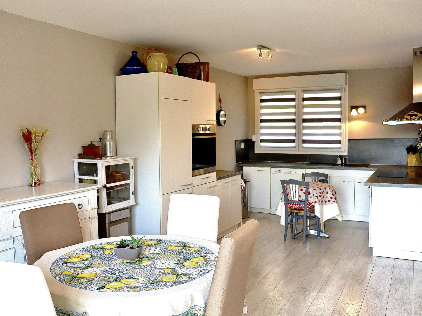 Image_3, Rez de jardin, Thoiry, ref :1517